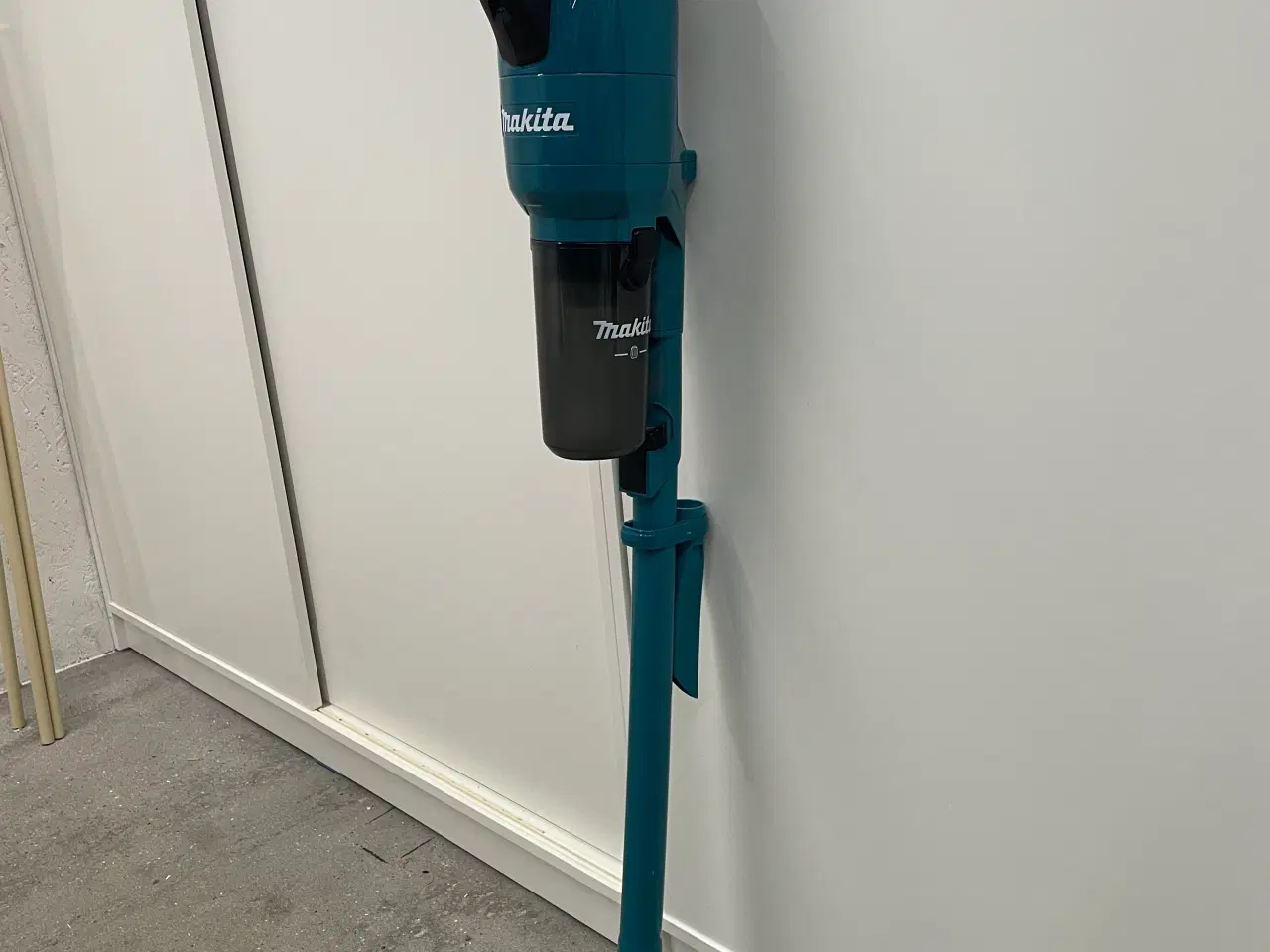 Billede 1 - Makita Stangstøvsuger Støvsuger LXT® DCL286FZ