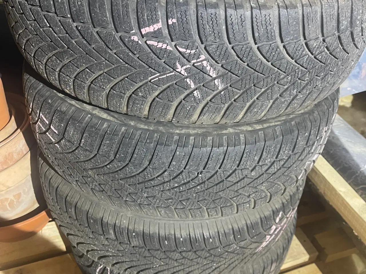 Billede 4 - Gode Bridgestone vinterdæk 