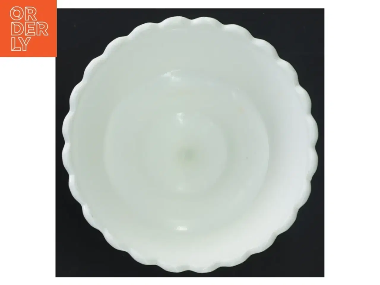 Billede 2 - Vintage hvid presset mælkeglas skål på fod (str. 11,5x13 cm)