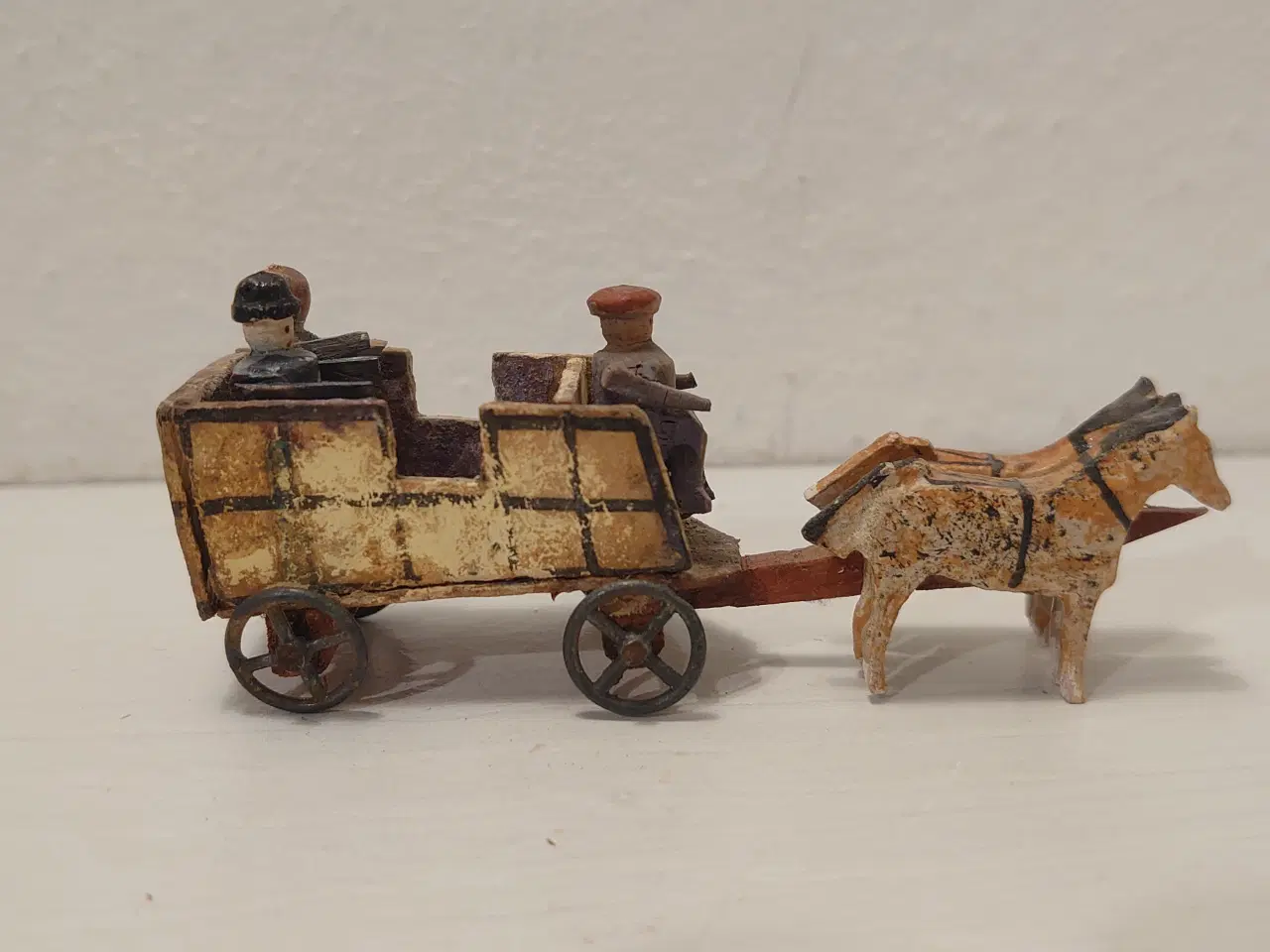 Billede 2 - Erzgebirge: Hestevogn med 3 pers.Ca 1920