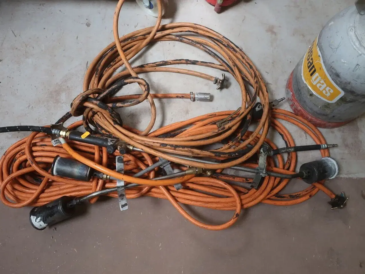 Billede 2 - Gasflaske med 3 stk. gasbrænder og slanger