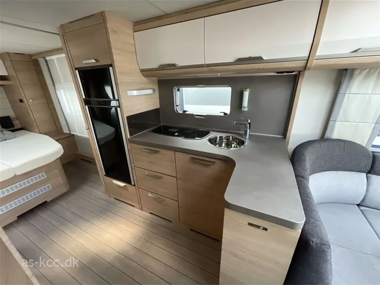Billede 6 - 2024 - Knaus Südwind 650 UX 60 YEARS   Knaus Sudwind 650 UX  60 Years  Alde Centralvarme