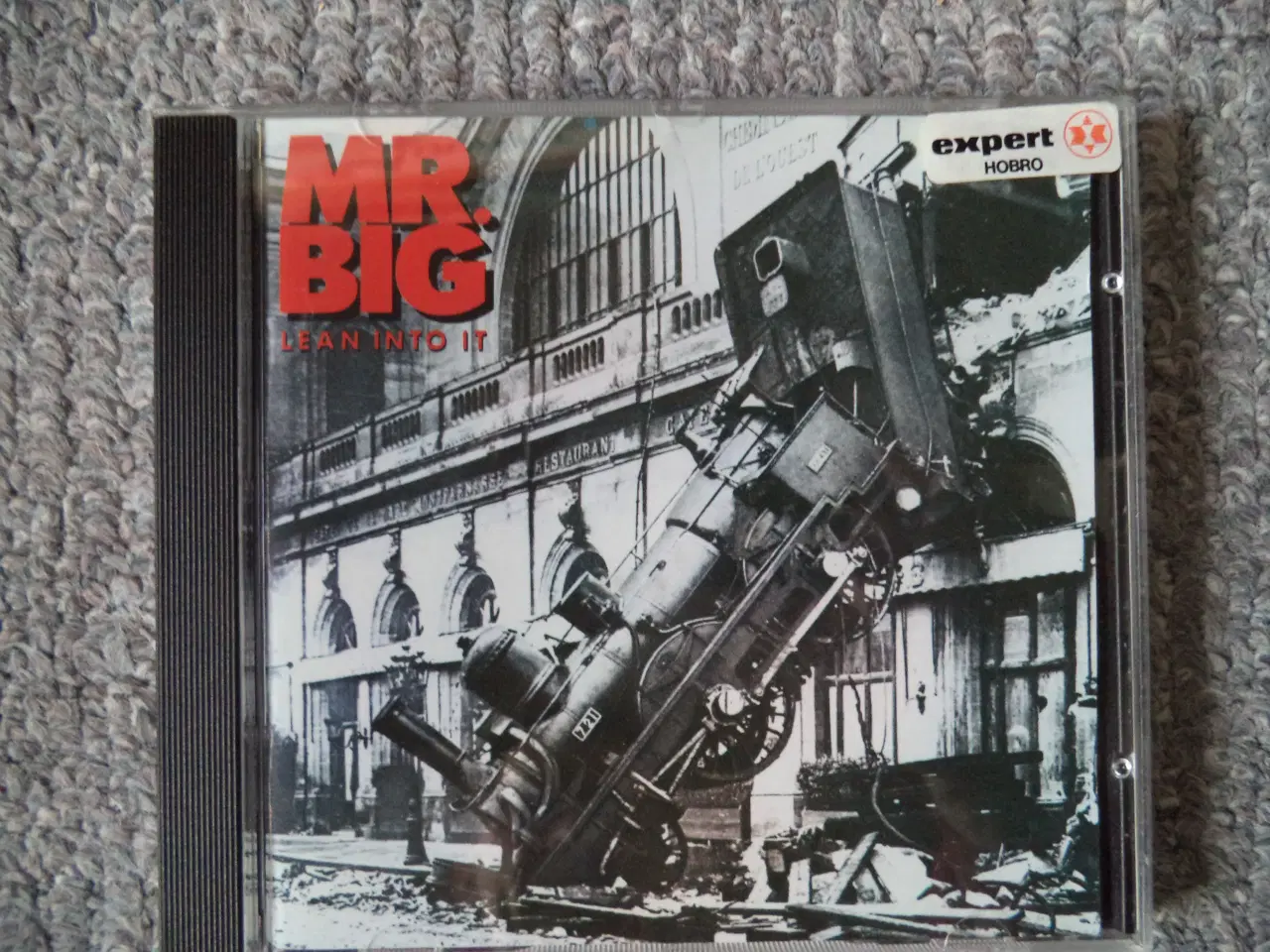 Billede 1 - Mr. Big ** Lean Into It                           