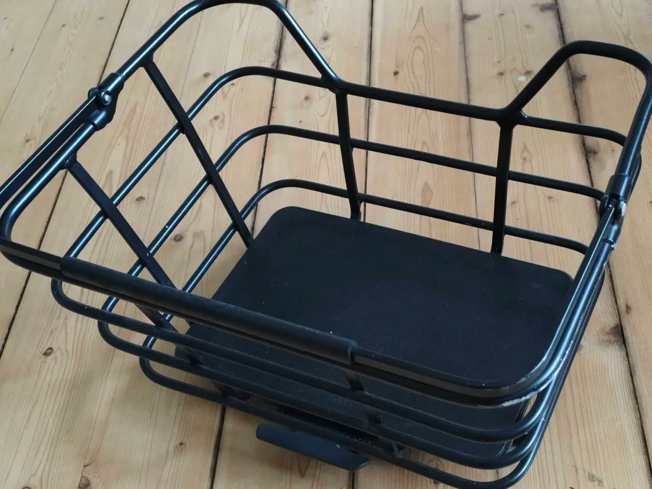 Billede 1 - Cykelkurv til bagagebæger