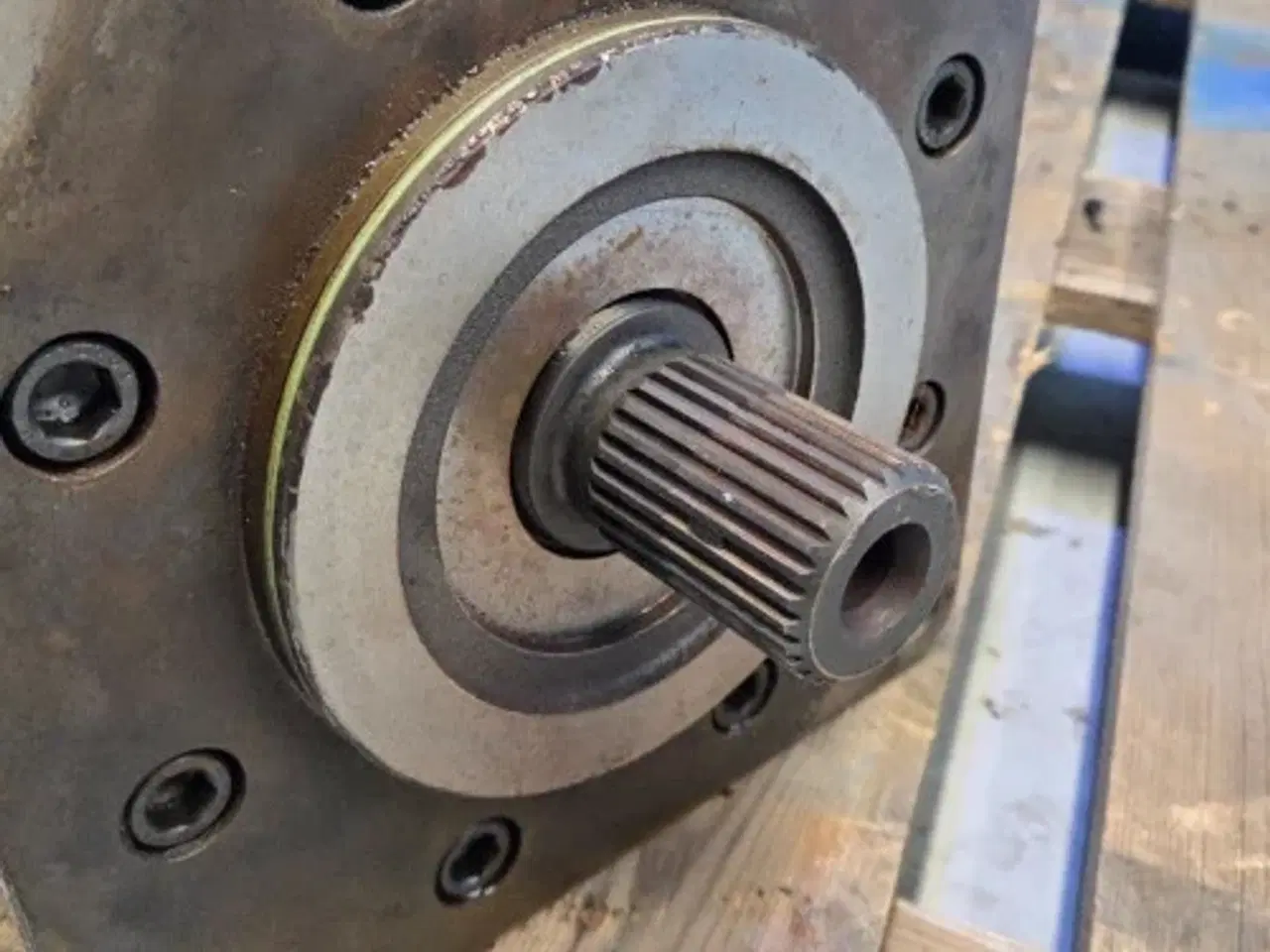 Billede 8 - Matbro TS300 Hydrostatmotor 42079