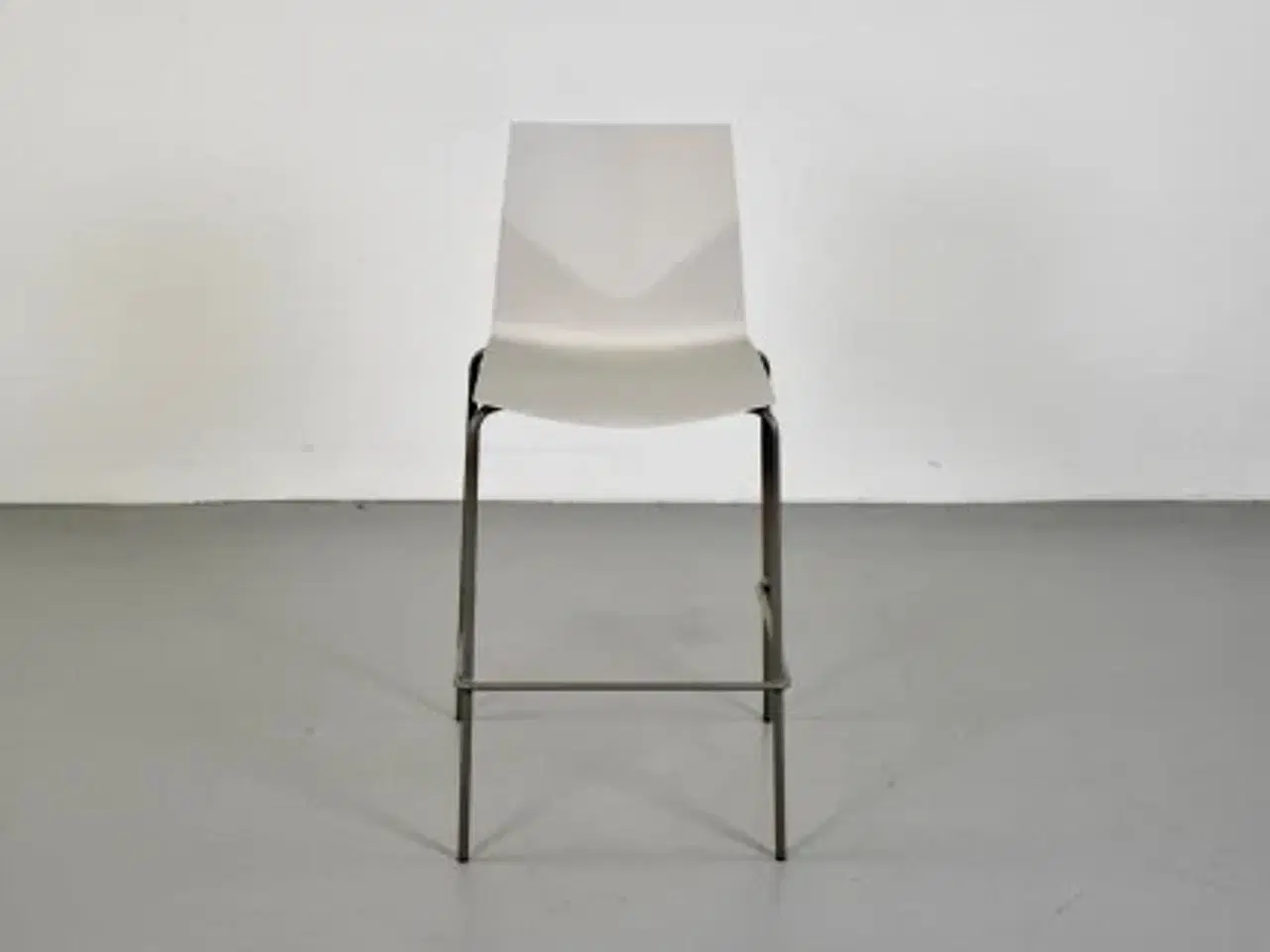 Billede 9 - Four design højbord med fire barstole, sæt à 4 stole og 1 bord
