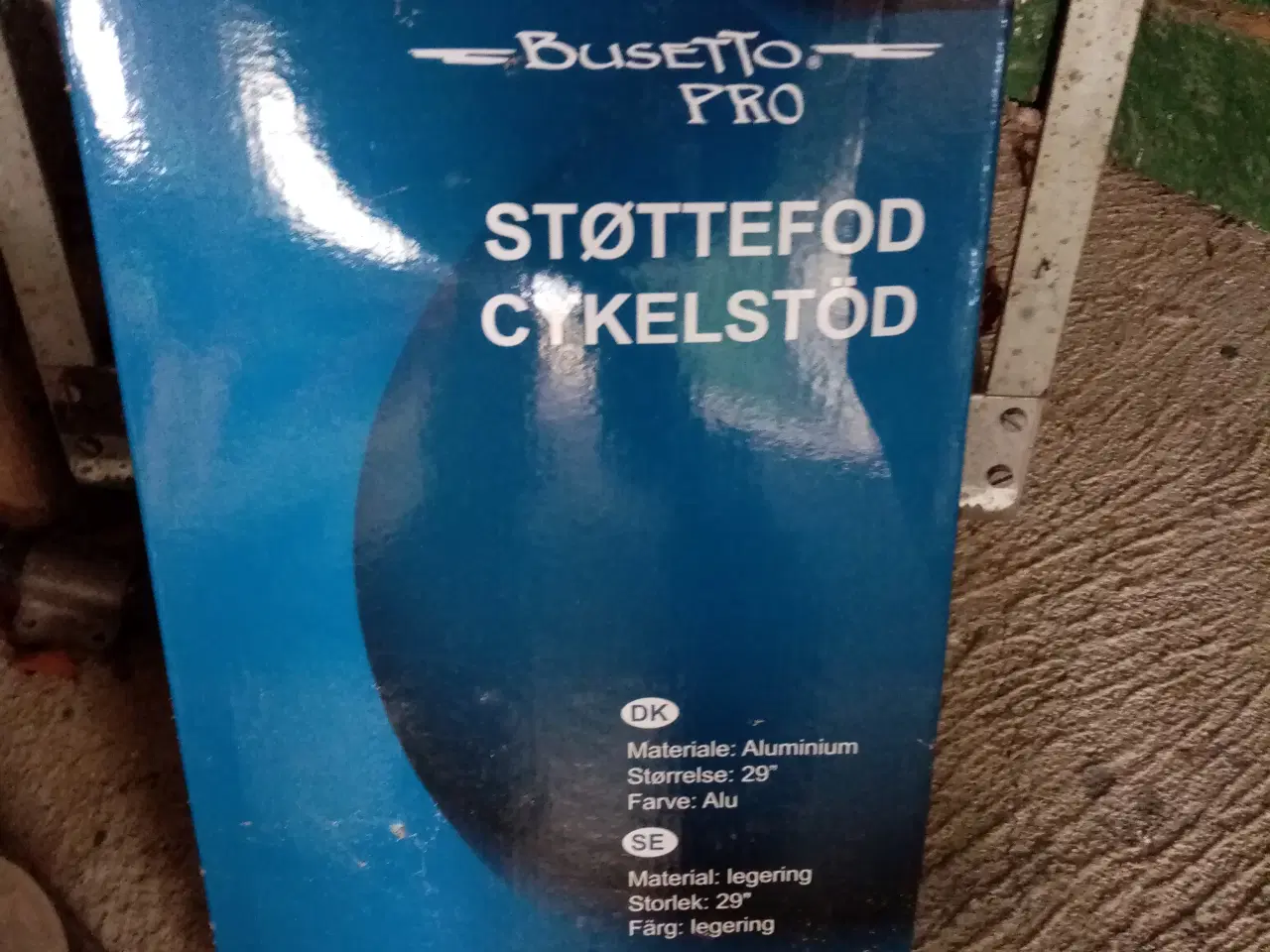 Billede 16 - Blå Ikea hylde og mange andre ting 