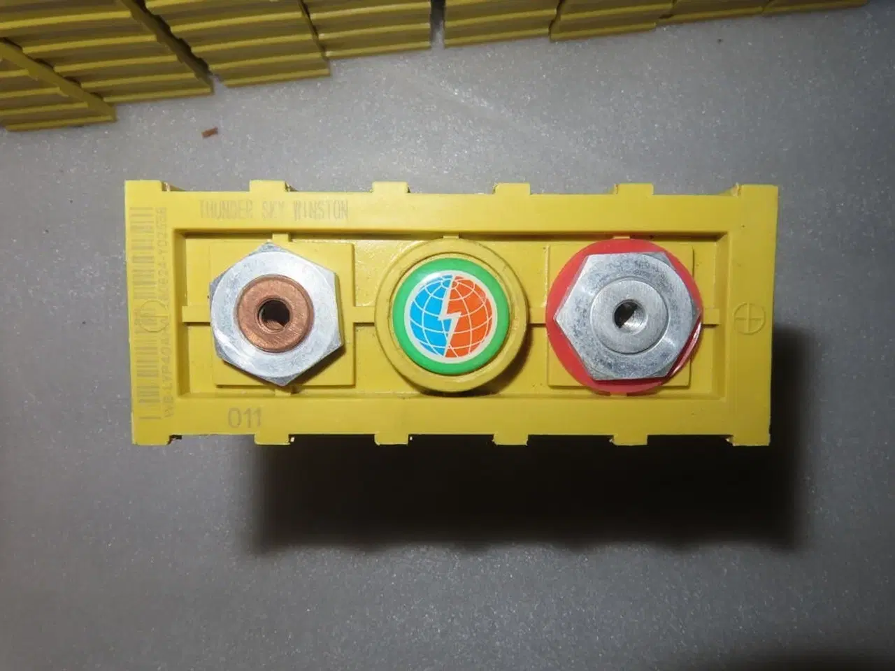 Billede 4 - Kasse med 19 stk lithium ion batterier WINSTON/CALB