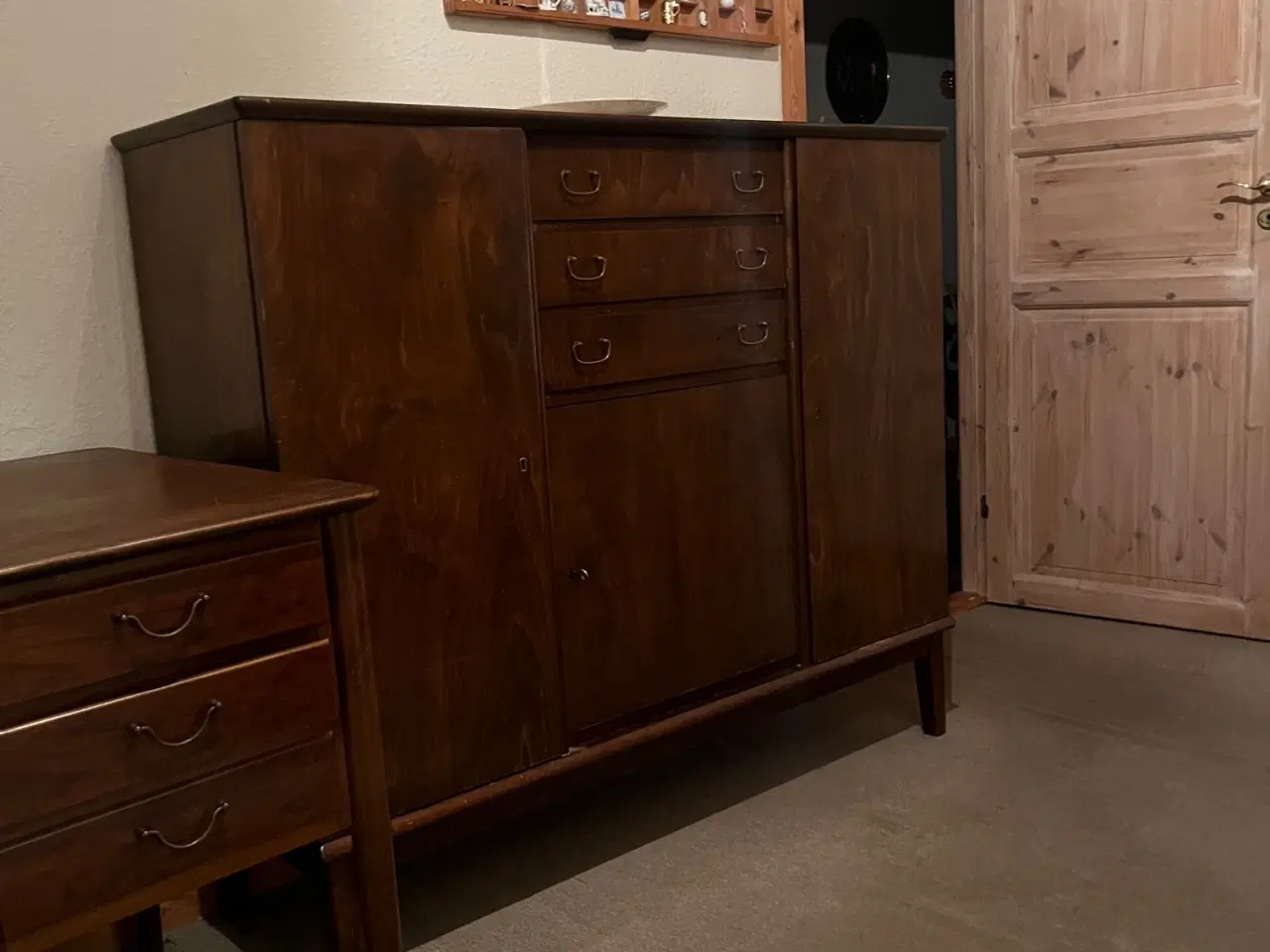 Billede 6 - Super Sjældent Dækketøjs-skab Sælges Billigt.