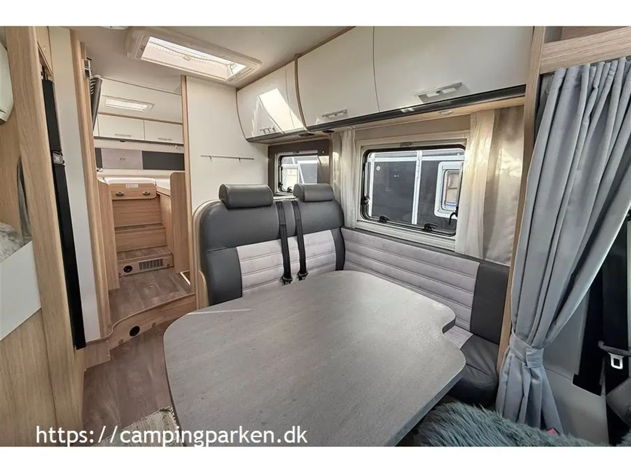 Billede 4 - 2020 - SunLight T 68 "XV" - Jubilæum.   Meget velholdt Jubilæumsmodel, kun kørt 45.700 km