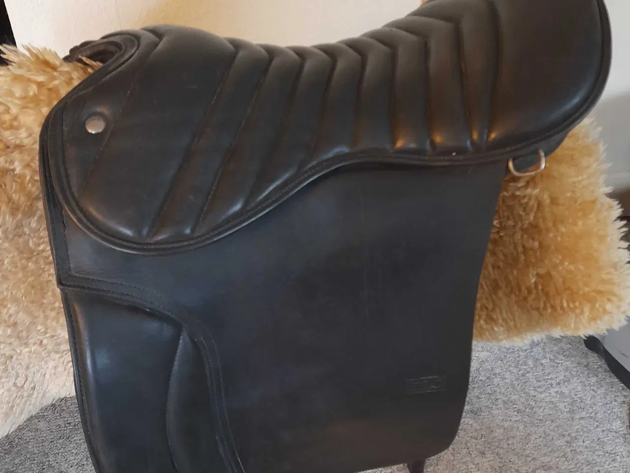 Billede 1 - Islændersadel 16" sort