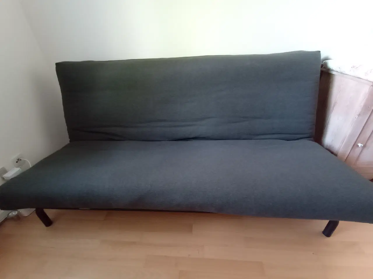 Billede 2 - Ny pris! Sovesofa + ny pude +dyne ialt 800 kr
