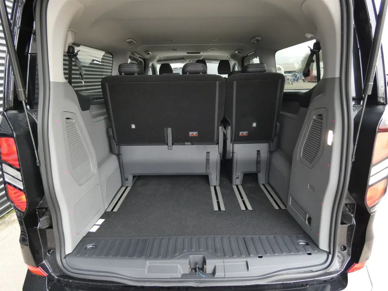 Billede 15 - Ford Tourneo Custom 320 L2H1 2,0 EcoBlue Titanium 170HK 8g Aut.