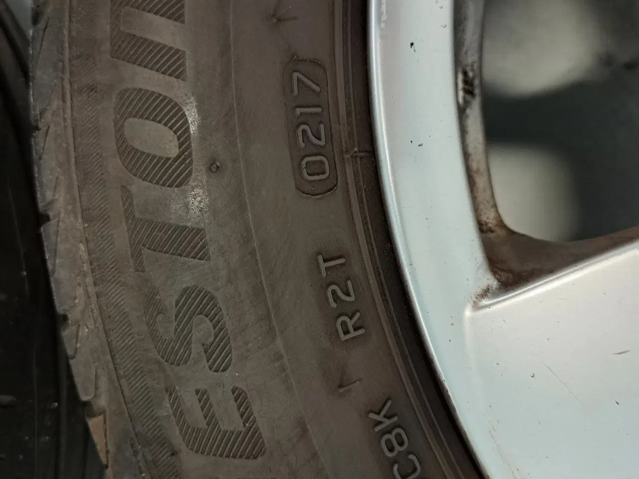 Billede 3 - OZ alufælge med dæk sælges