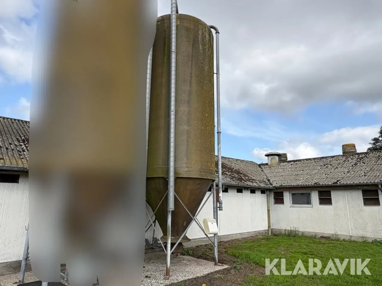 Billede 2 - Silo Tunetanken Glasfiber med motor 1 styk