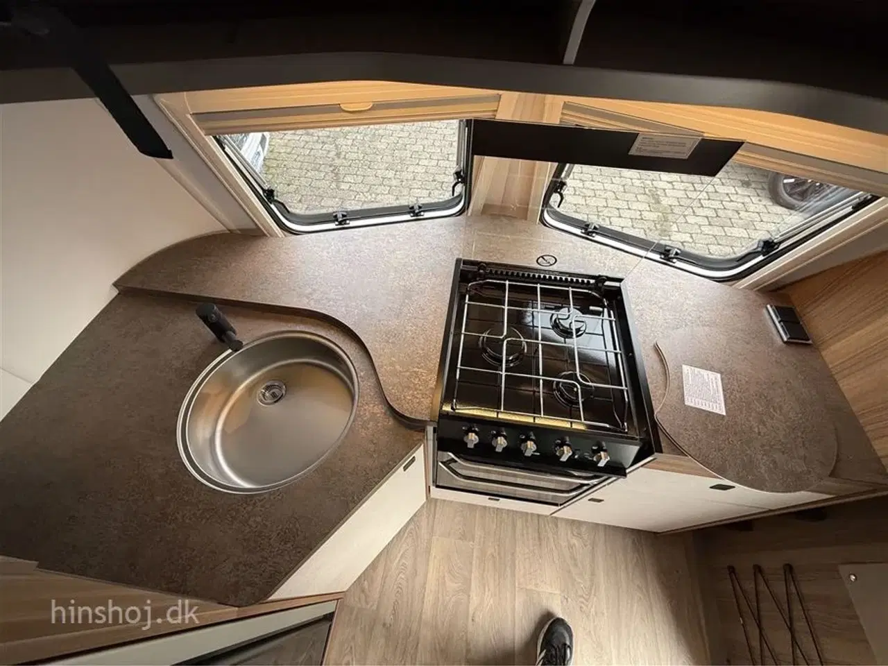 Billede 11 - 2026 - Eriba Touring 620 Legend kult vogn fra Eriba med sovetag fra Hinshøj Caravan