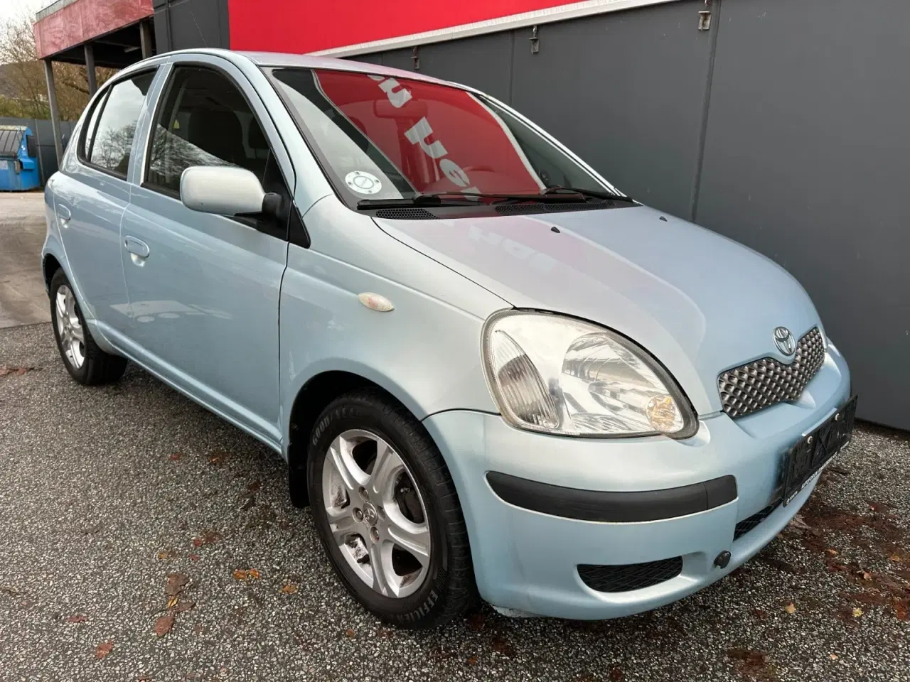 Billede 1 - Toyota Yaris 1,3 Luna