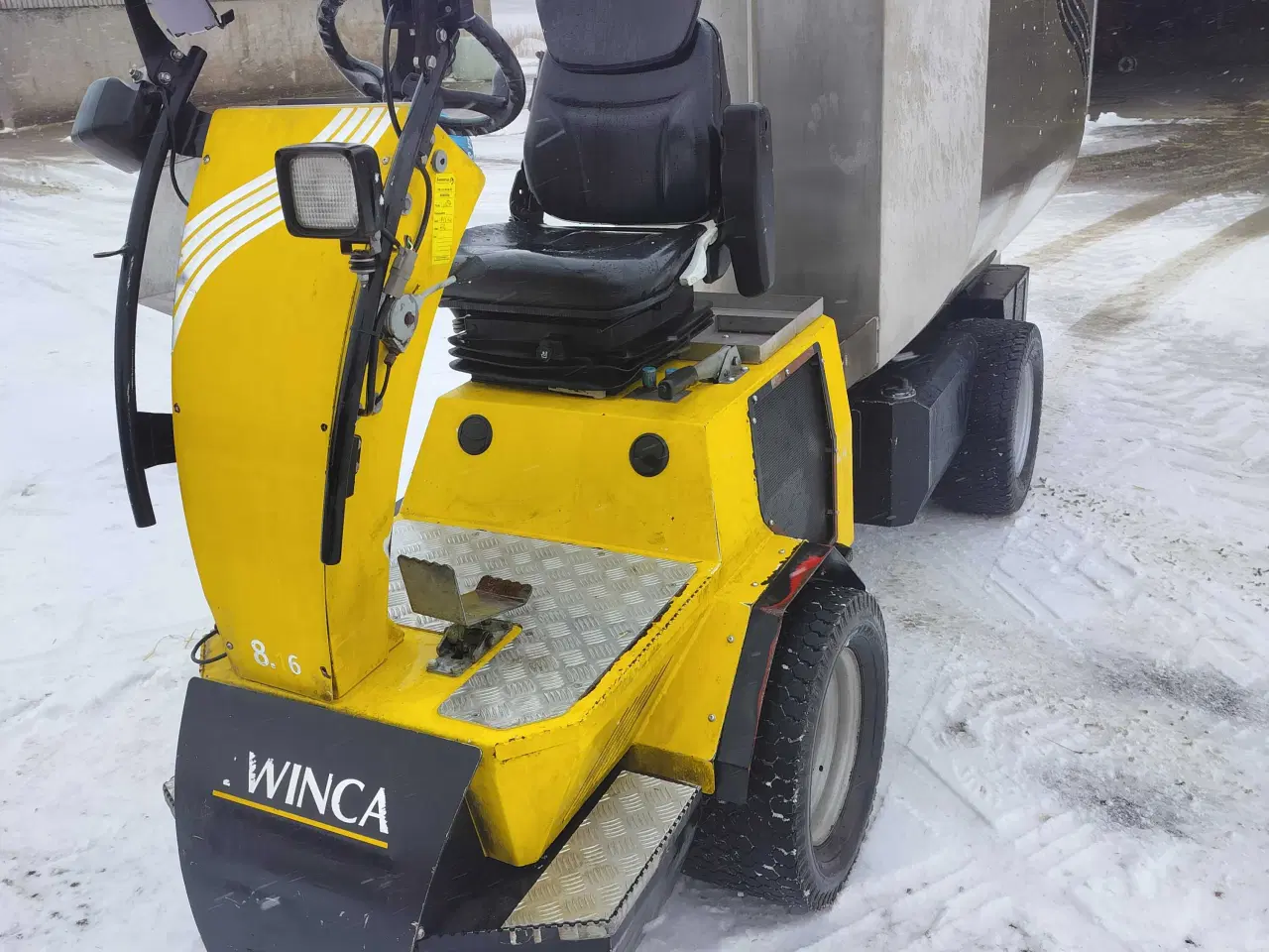 Billede 1 - Twinca foder vogn 4.WD