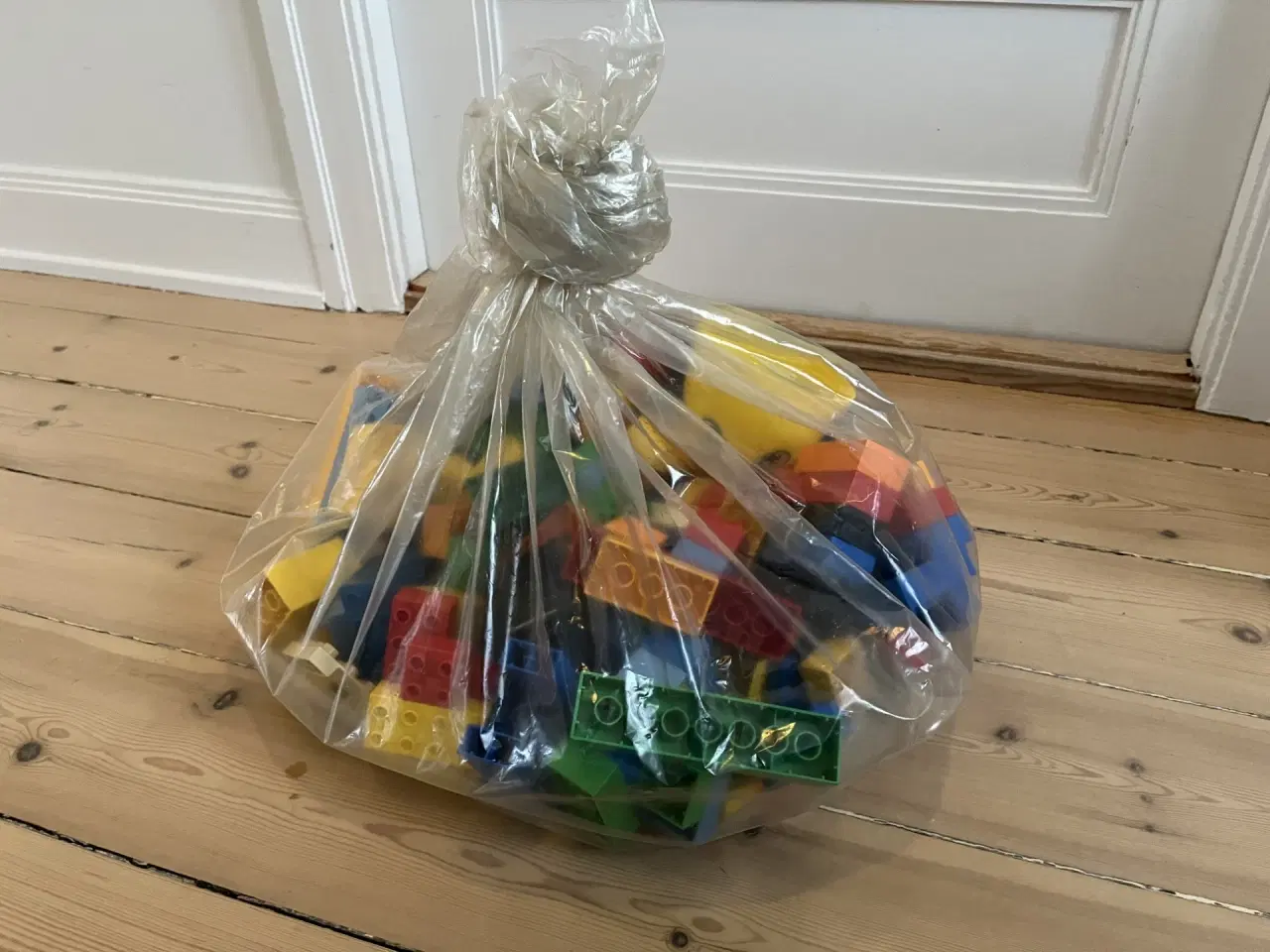 Billede 1 - Lego-Duplo. Kæmpe sæk med mix af klodser