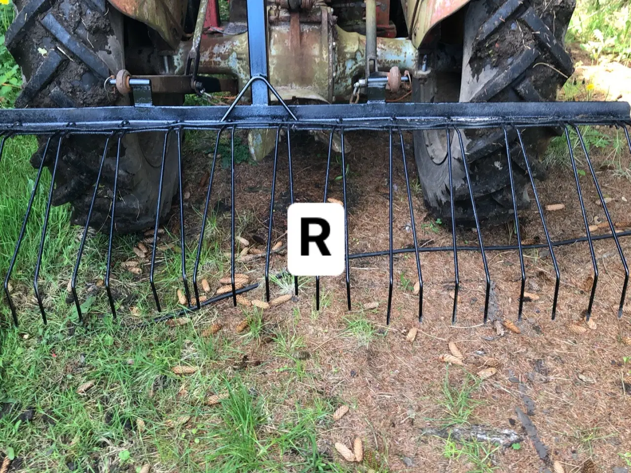 Billede 1 - Gård rive til traktor