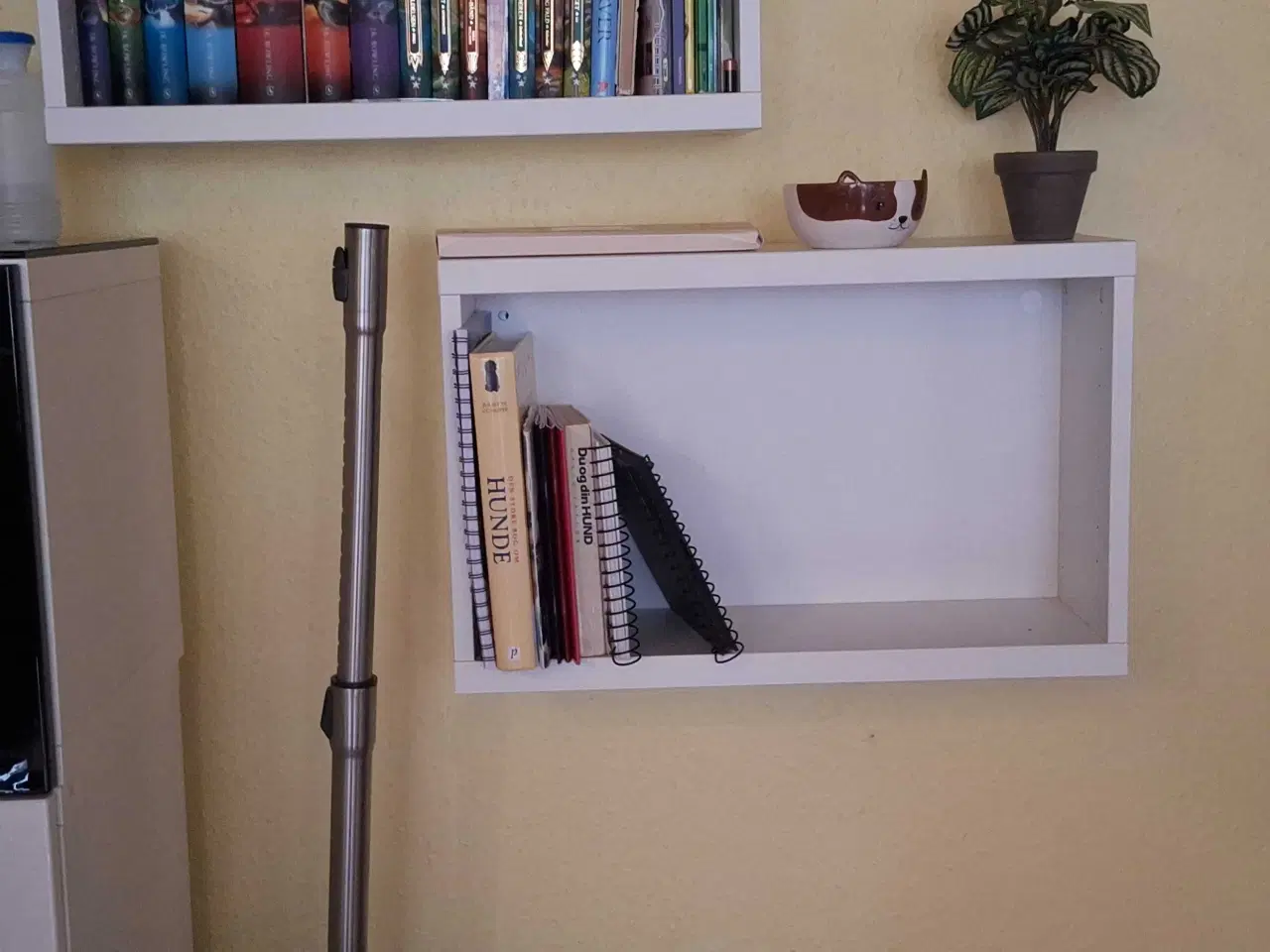 Billede 5 - Hylde tre