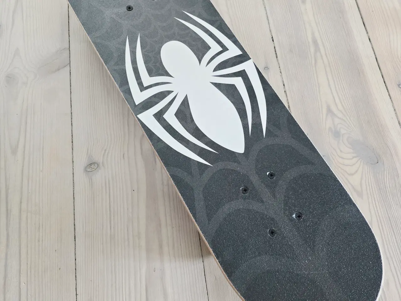 Billede 1 - Spiderman skateboard