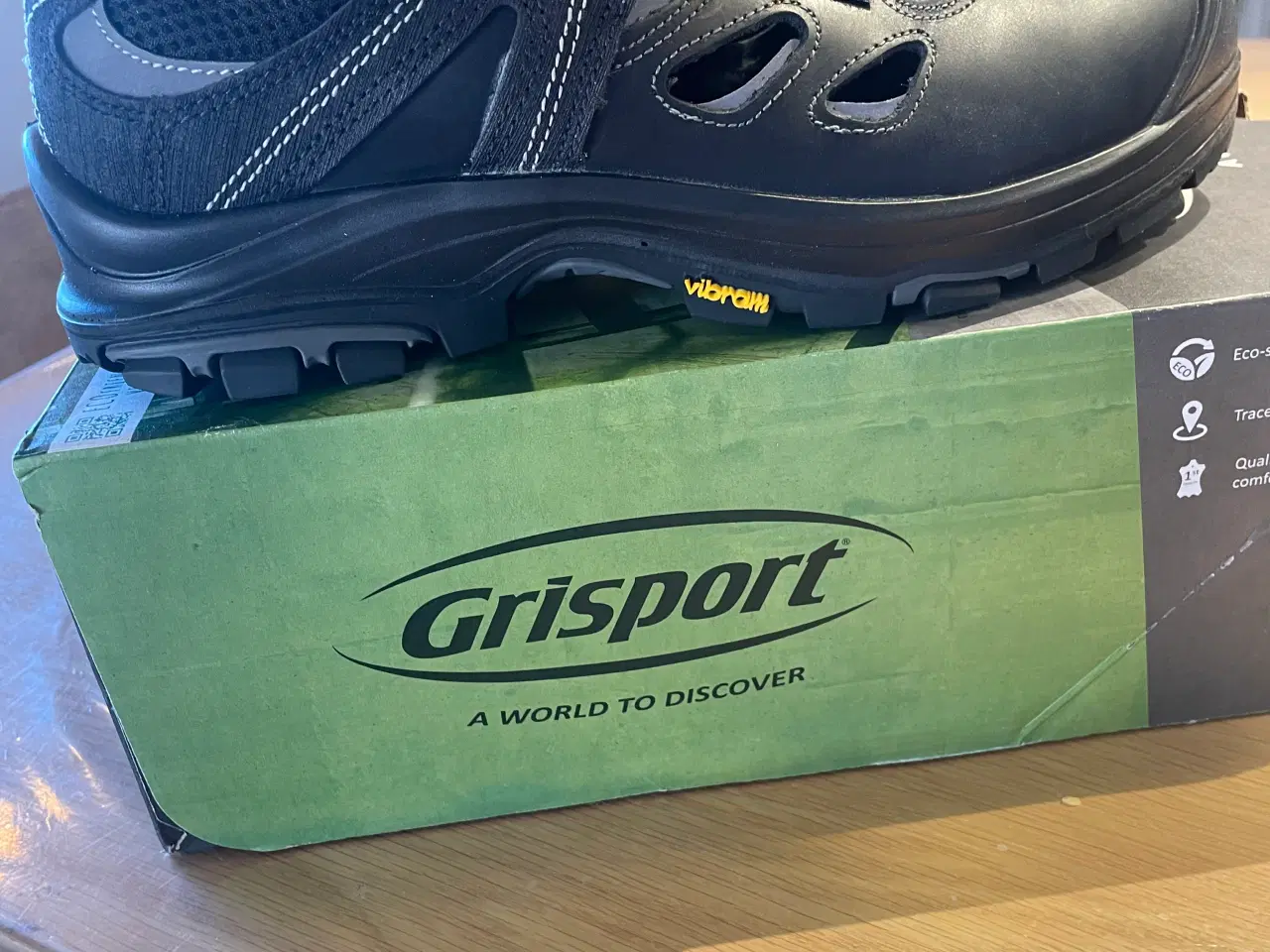 Billede 2 - Sikkerhedssandaler sælges.