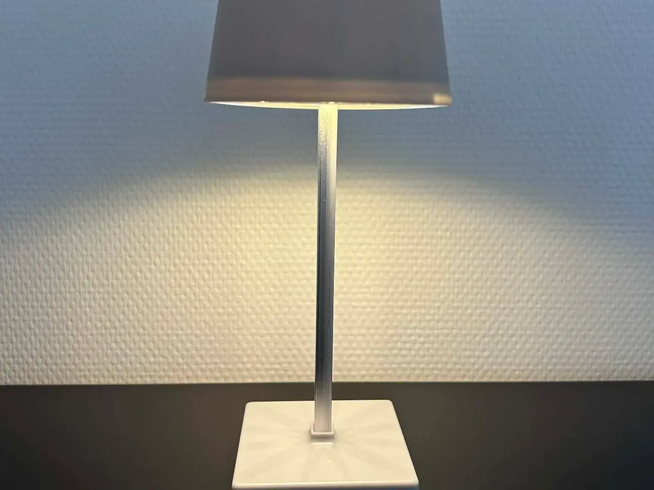 Billede 5 - Bordlampe, dæmpbar