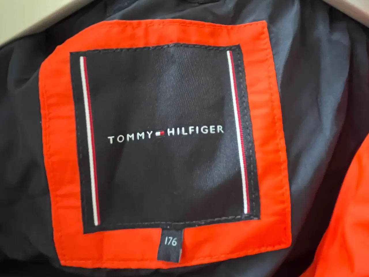 Billede 4 - Thommy Hilfiger Dunjakke