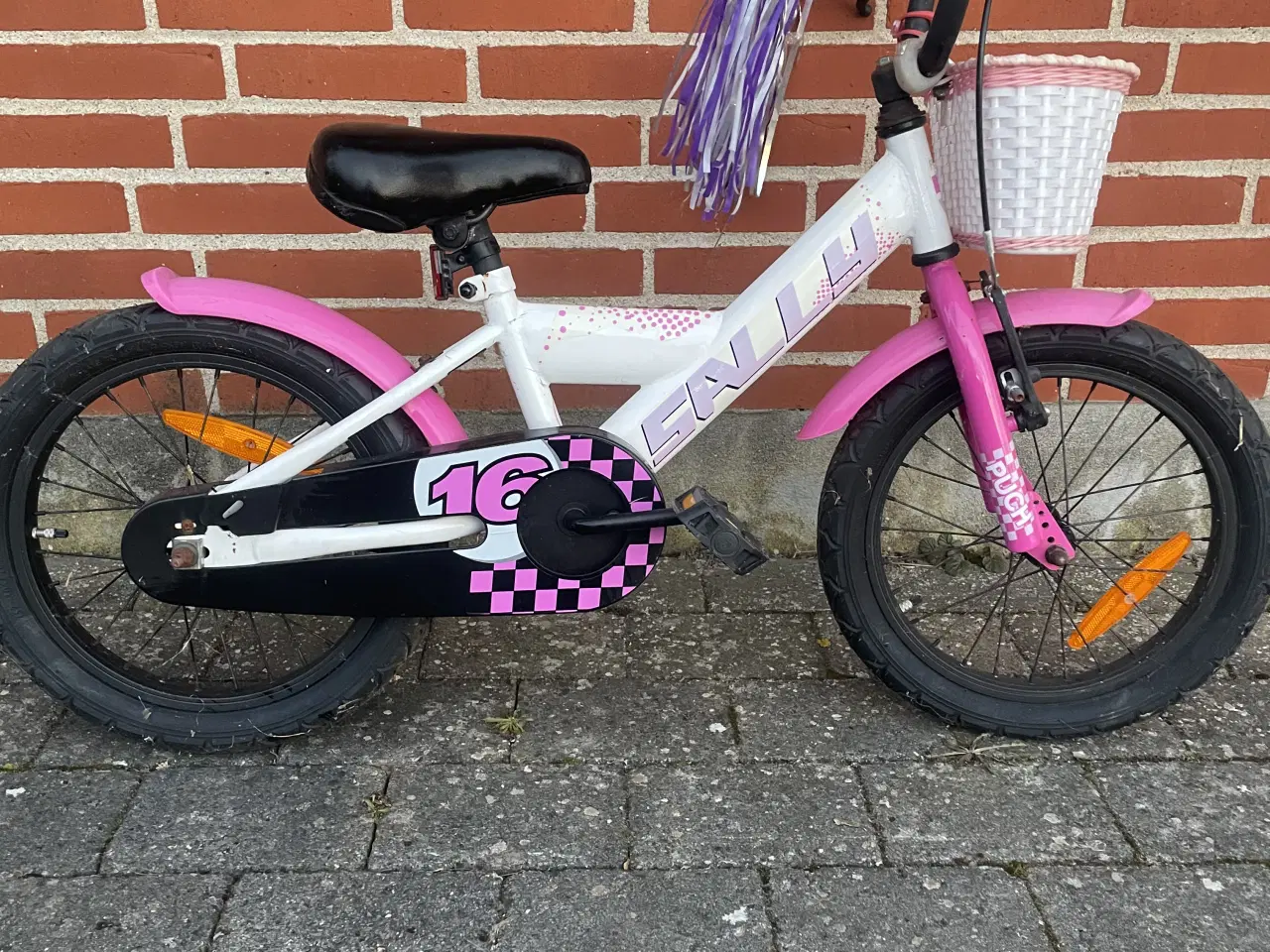 Billede 1 - Hvad og pink puch børne cykel 16”