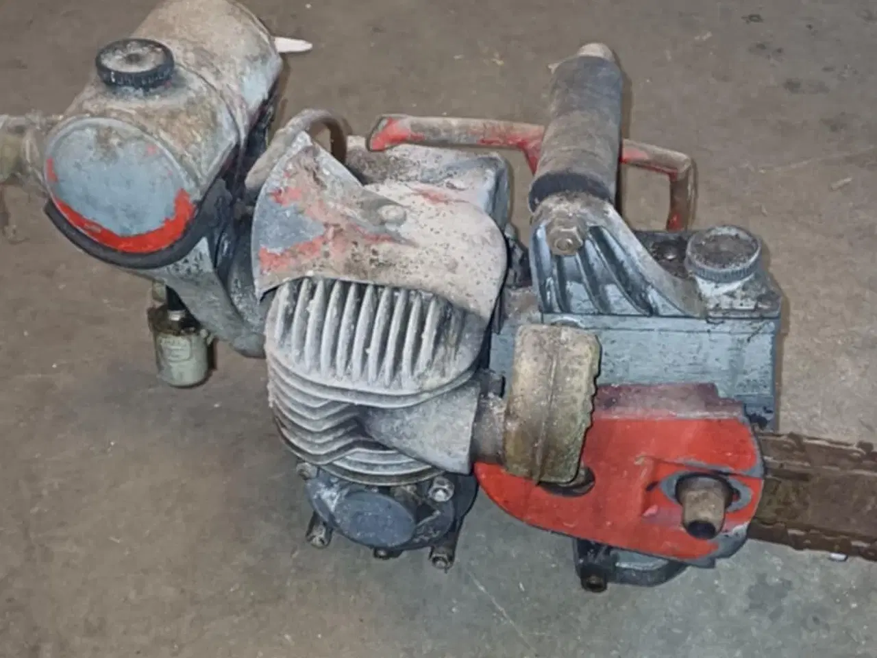 Billede 4 - Motorsave. Meget gamle.