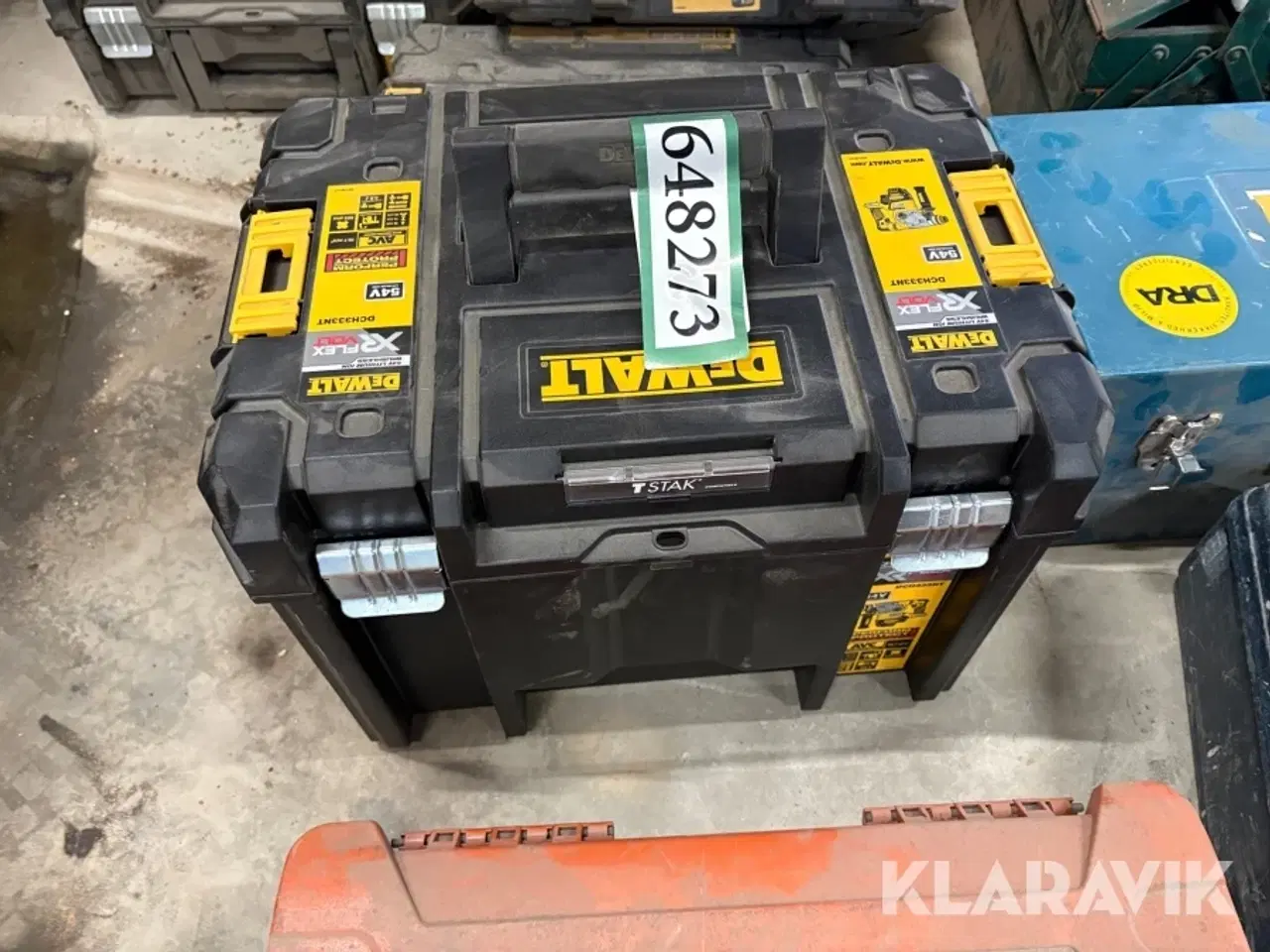 Billede 8 - Opbevaringskasser incl defekte maskiner Bosch makita dewalt