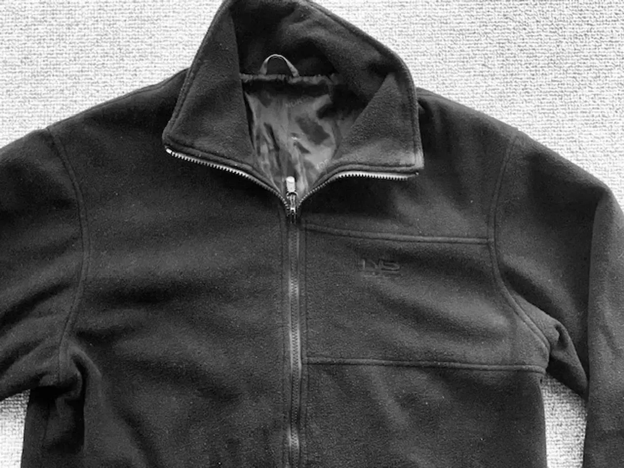 Billede 1 - Fleece jakke NB Tech-Line - unisex - i god stand