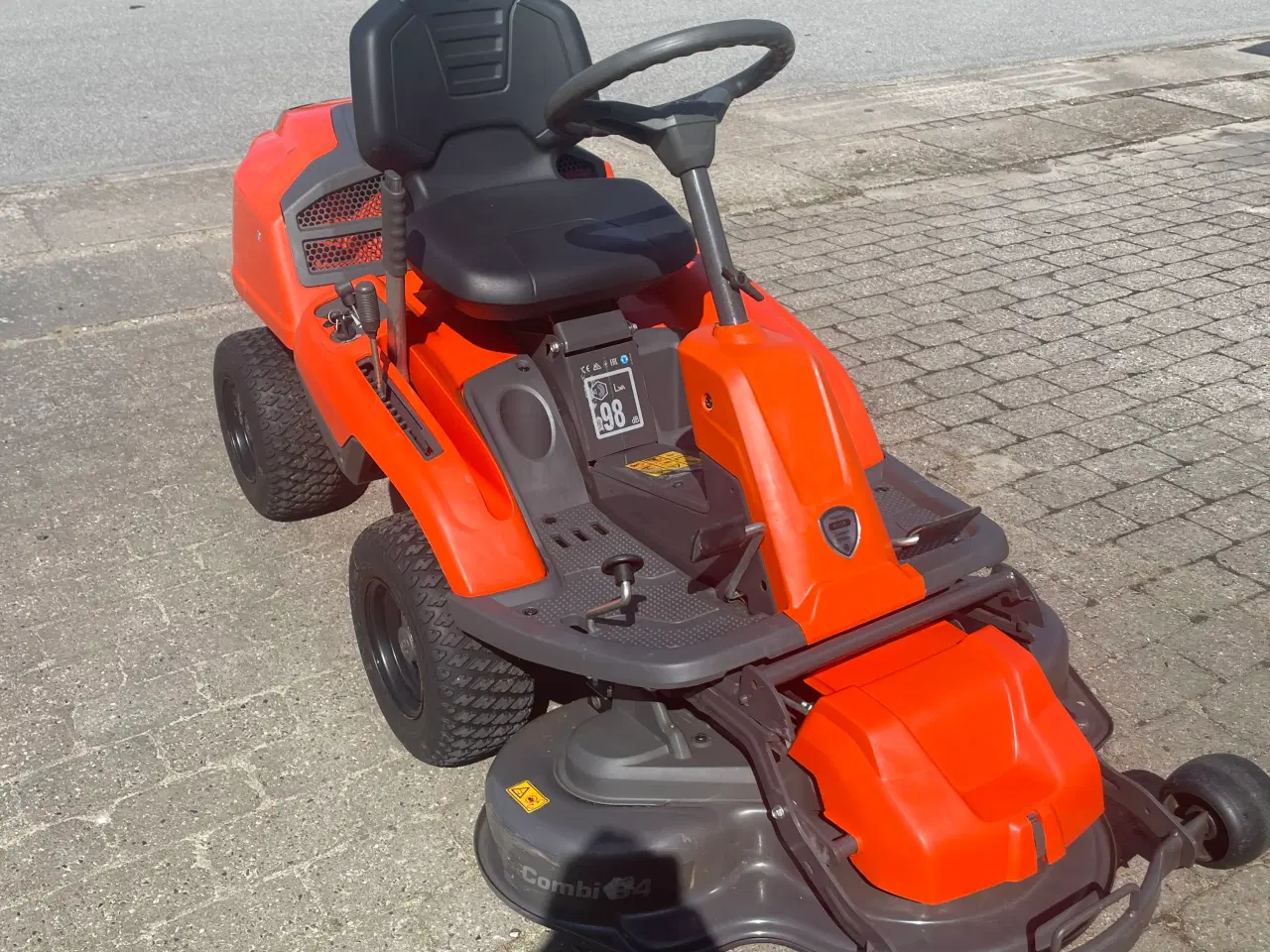 Billede 5 - Husqvarna r214tc comford