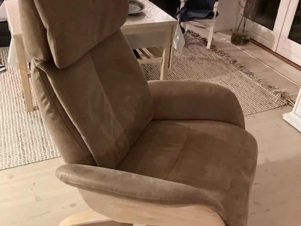 Billede 4 - Hvilestole lys eg.