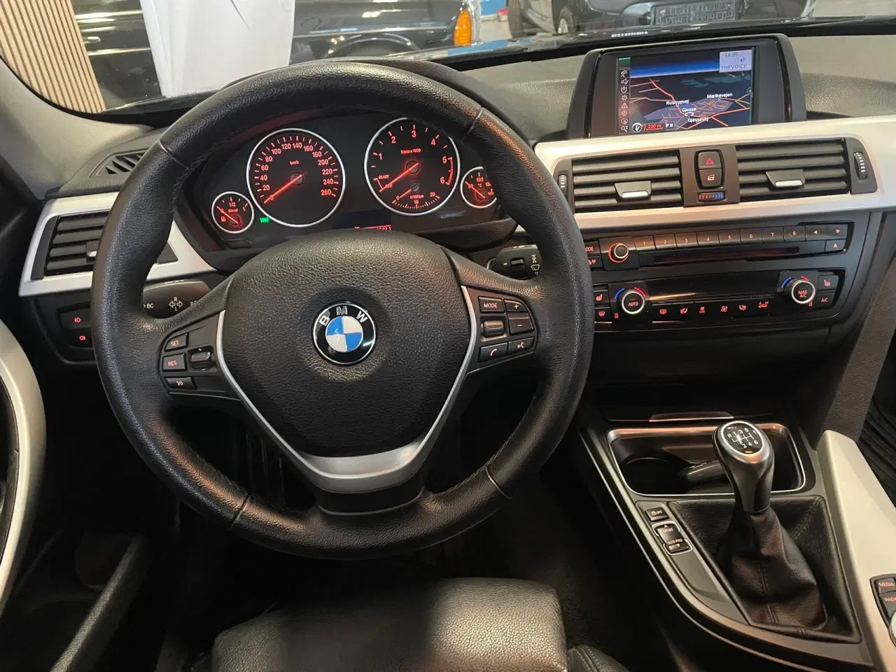 Billede 11 - BMW 320d Touring 2,0 D 184HK Stc 6g