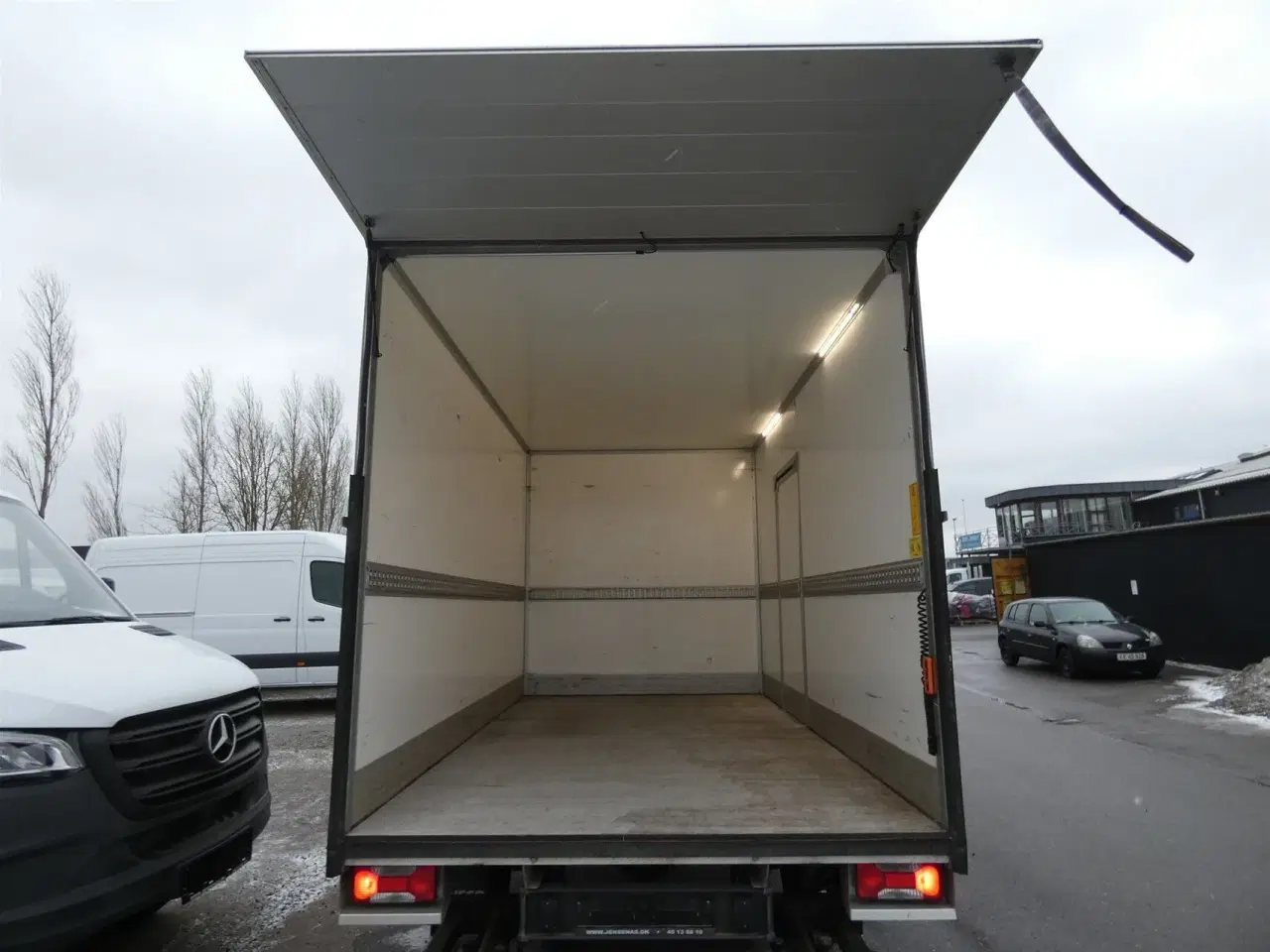 Billede 8 - Iveco Daily 35S16 4100mm 2,3 D 156HK Ladv./Chas. 8g Aut.