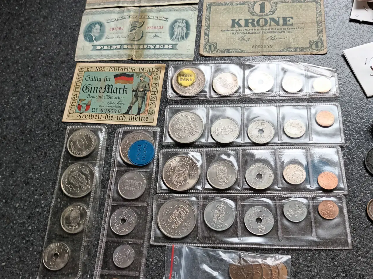 Billede 4 - Danmark 413 stk forskellige mønter 1810 til 2003