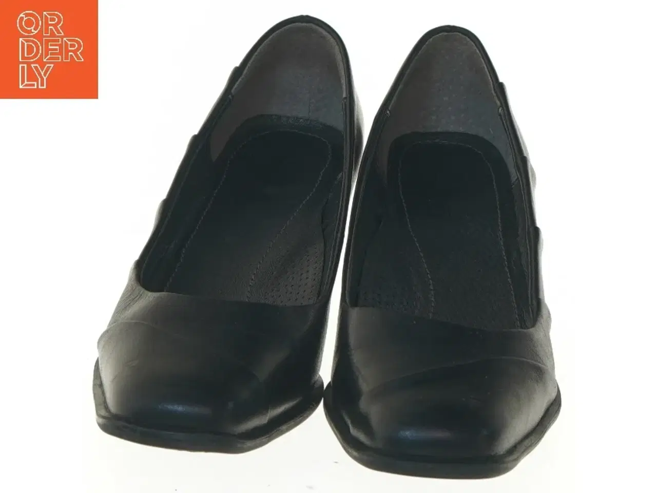 Billede 4 - Sorte lædersko med hæl, størrelse 37 (str. 37 )