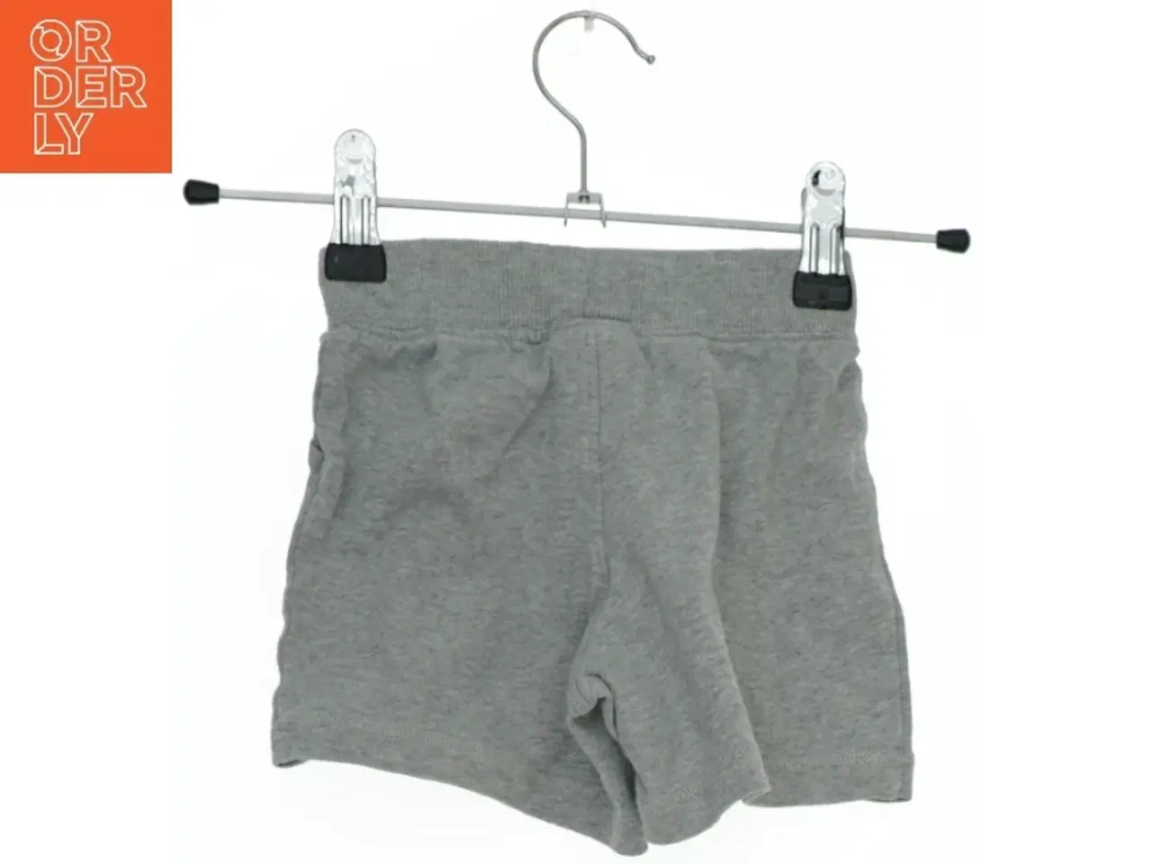 Billede 2 - Grå shorts til børn fra Carter’s (str. 86)