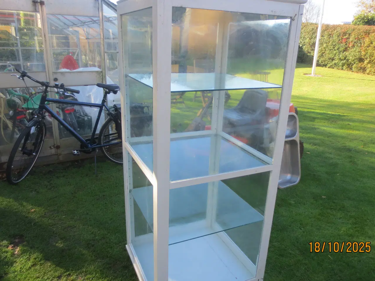 Billede 4 - 1 stk Glas montre med 3 hylder