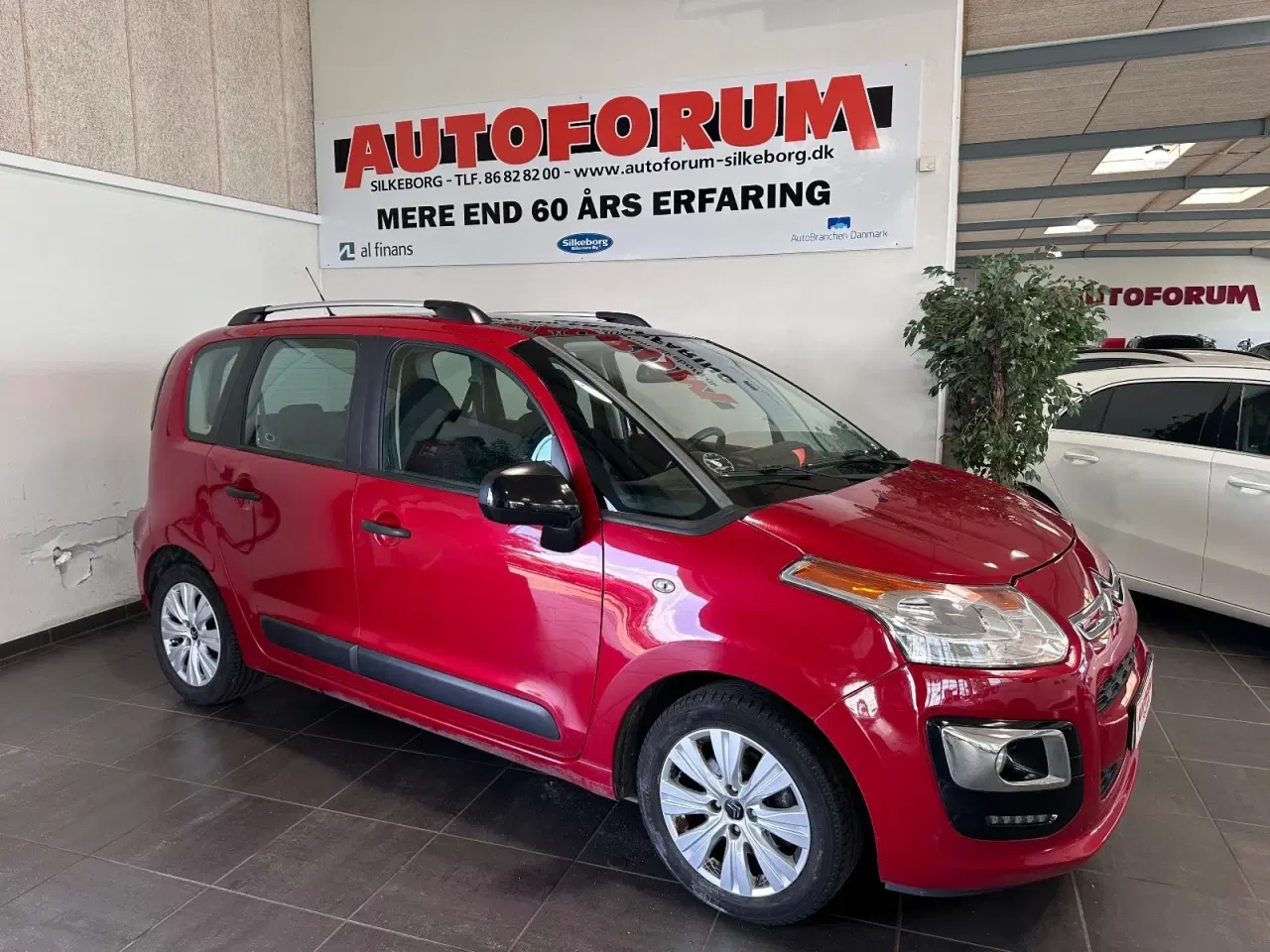 Billede 1 - Citroën C3 Picasso 1,2 PureTech 110 Seduction Complet
