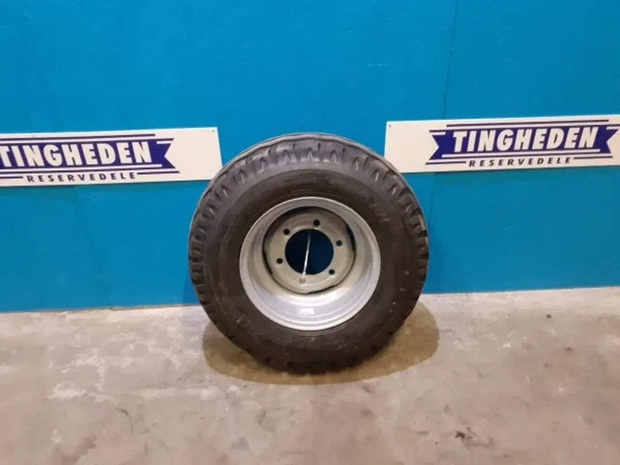 Billede 1 - 15.3"   260/75-15.3