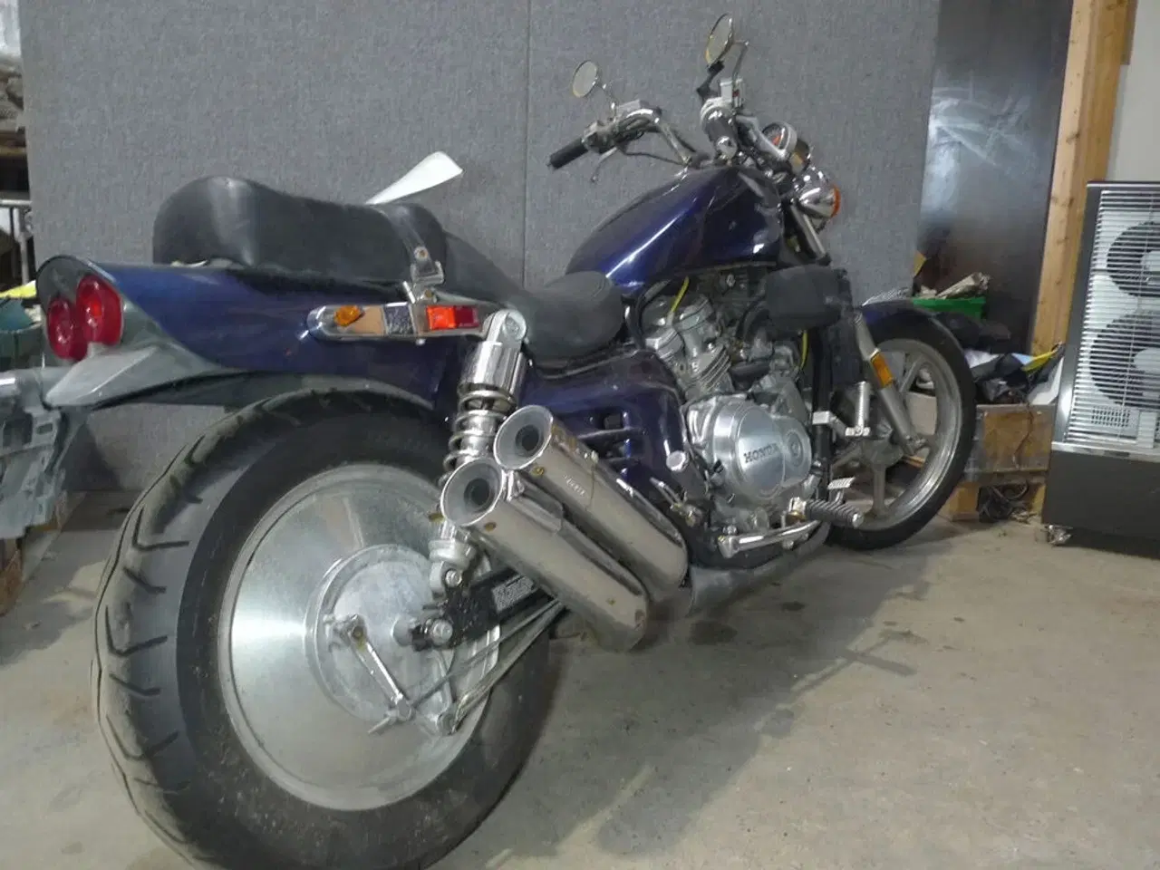 Billede 3 - MC, Honda VF700C Super Magna 3212 MOMSFRI