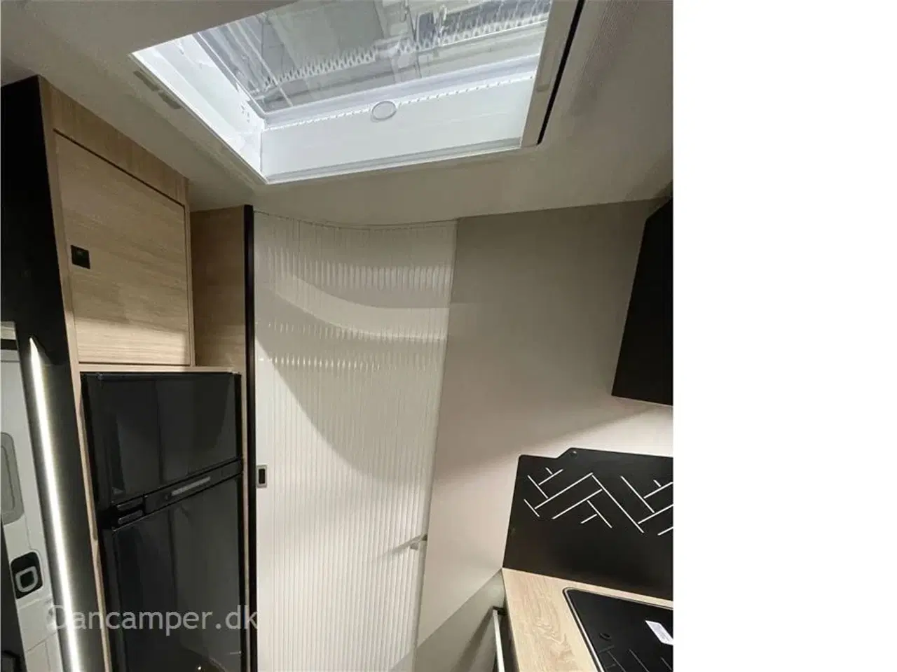 Billede 15 - 2024 - Chausson 650 Etape Line   Den flotte,  korte men dog meget rummelige Chausson 650 Etape Line  på kun 6,36 meter