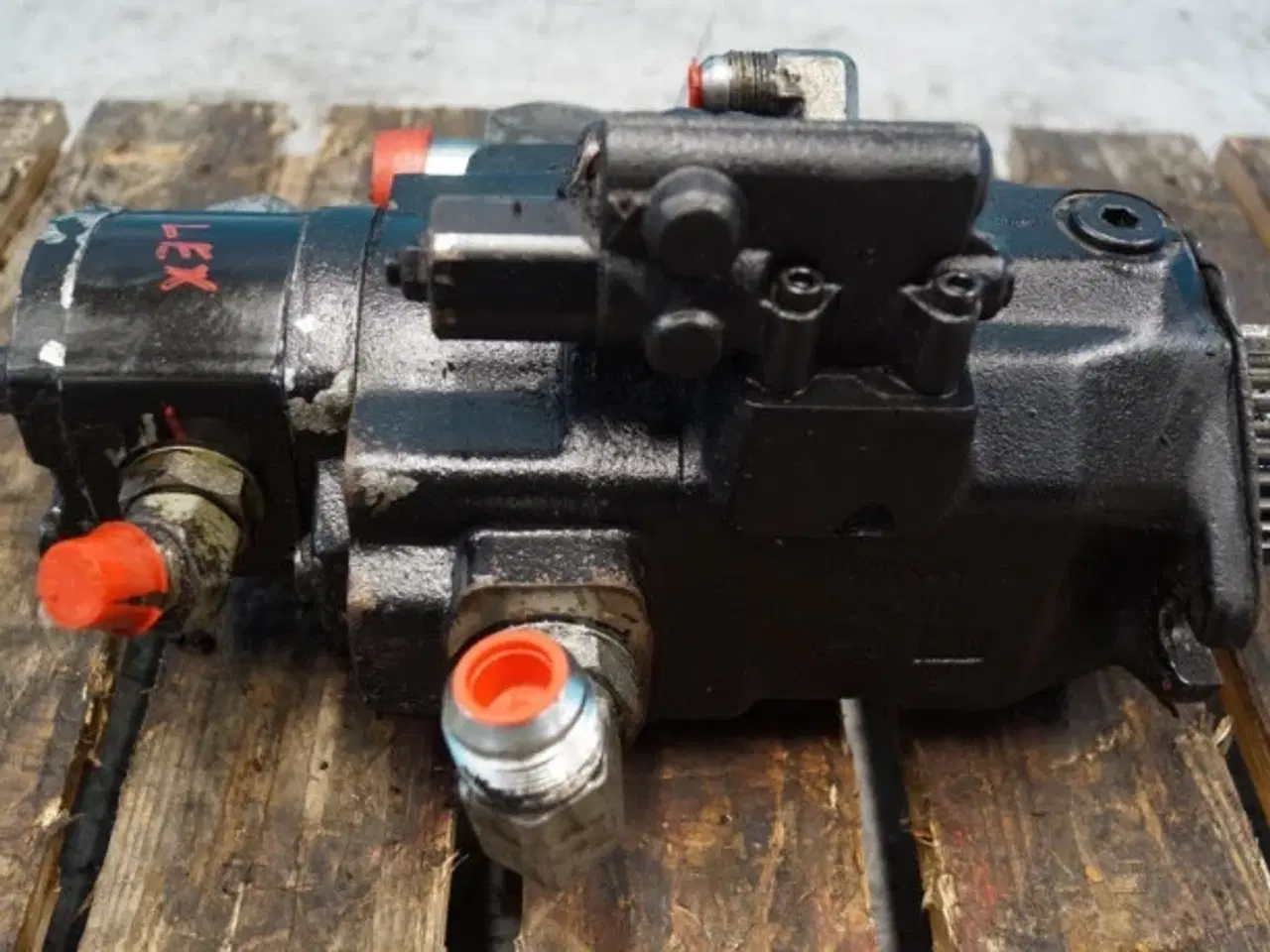 Billede 6 - MacDon D60 Hydraulikpumpe