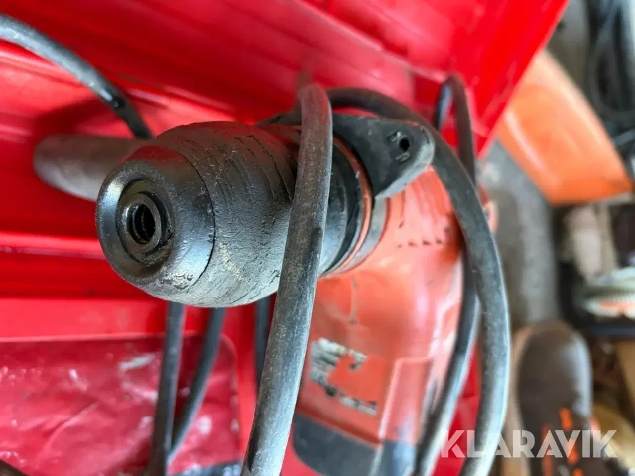 Billede 6 - Lot - borehammer, slampumpe, kædesav, stavvibratorer og kædeslæng - 1 palle