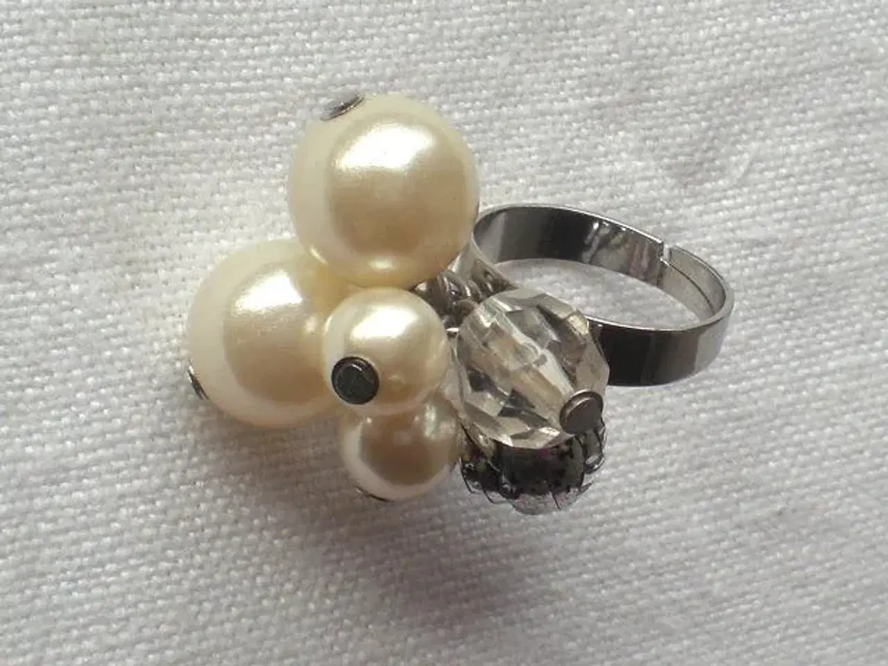 Billede 4 - ring med perler