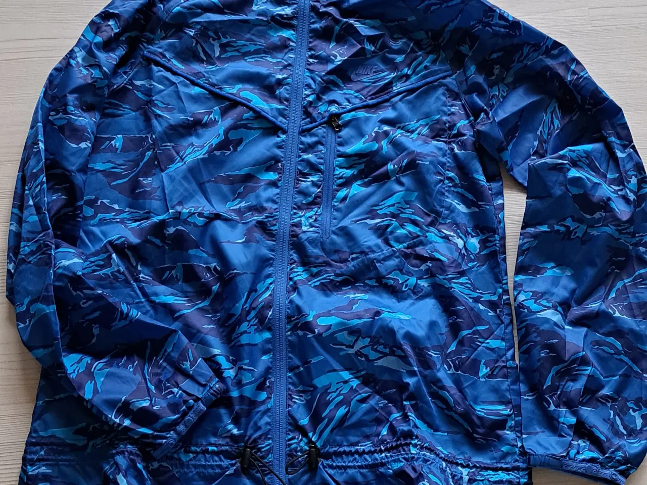 Billede 1 - Nike Trænings trøje 