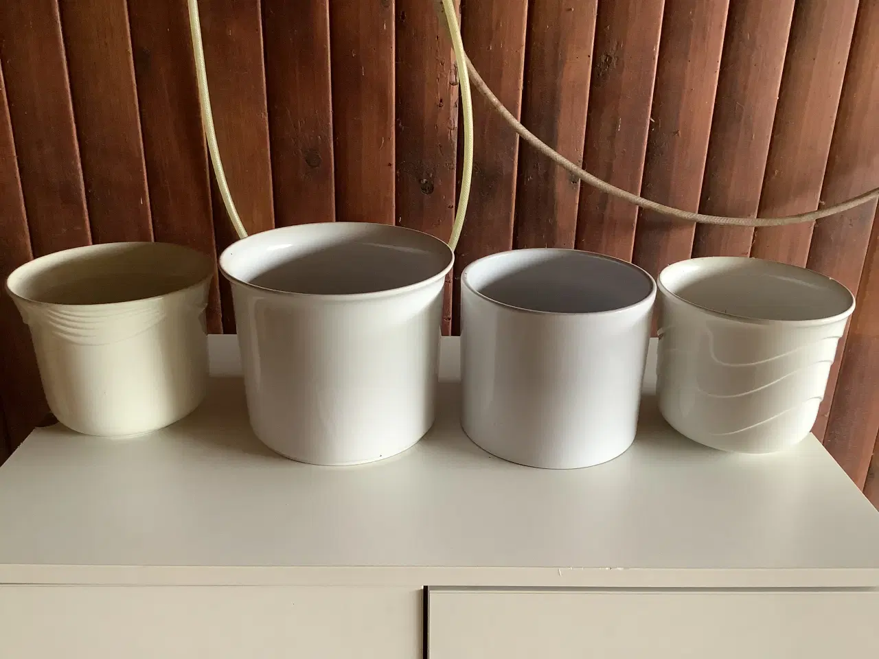 Billede 2 - Store urtepotter skjuler